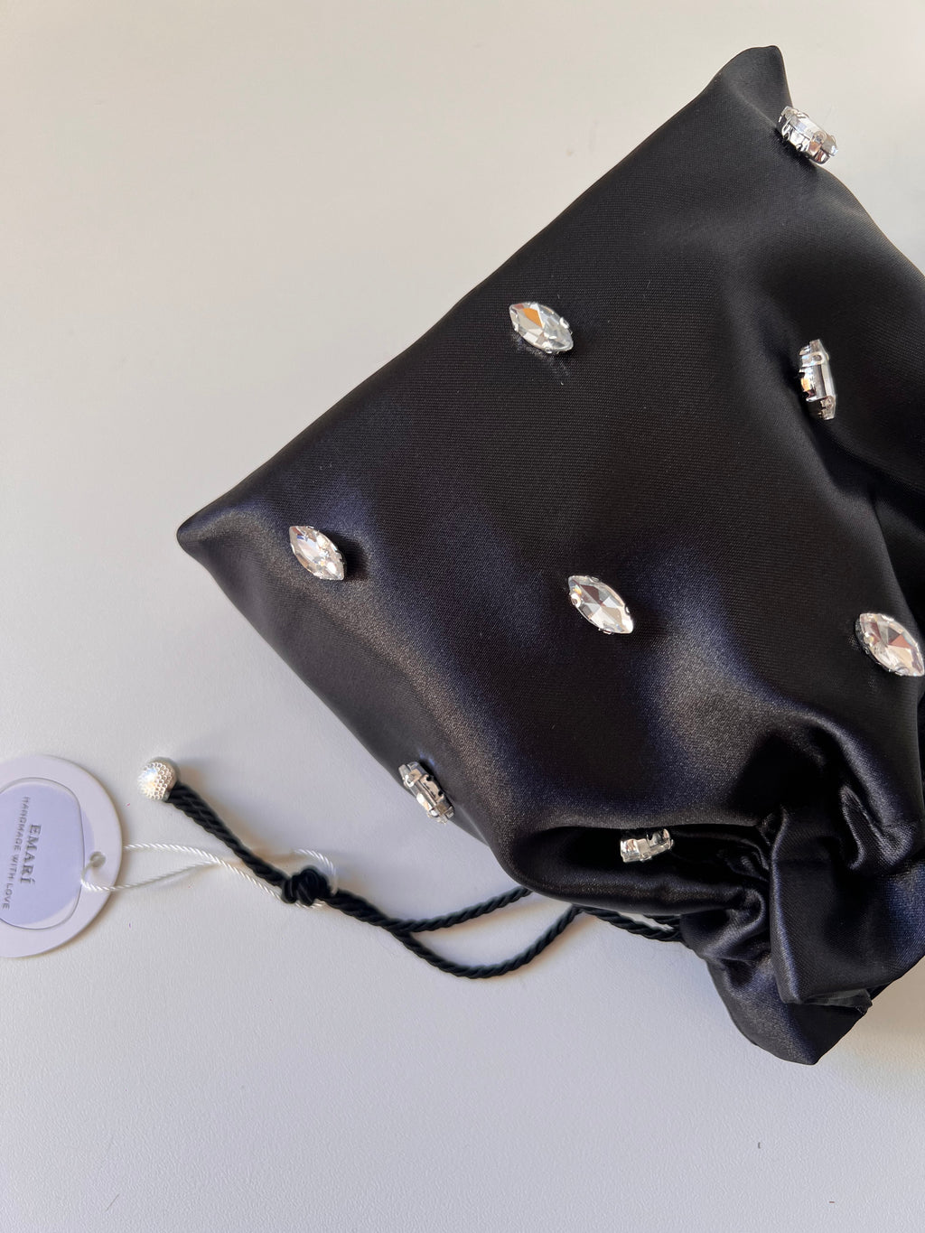 LUDOVICA Shiny Bead | NERO