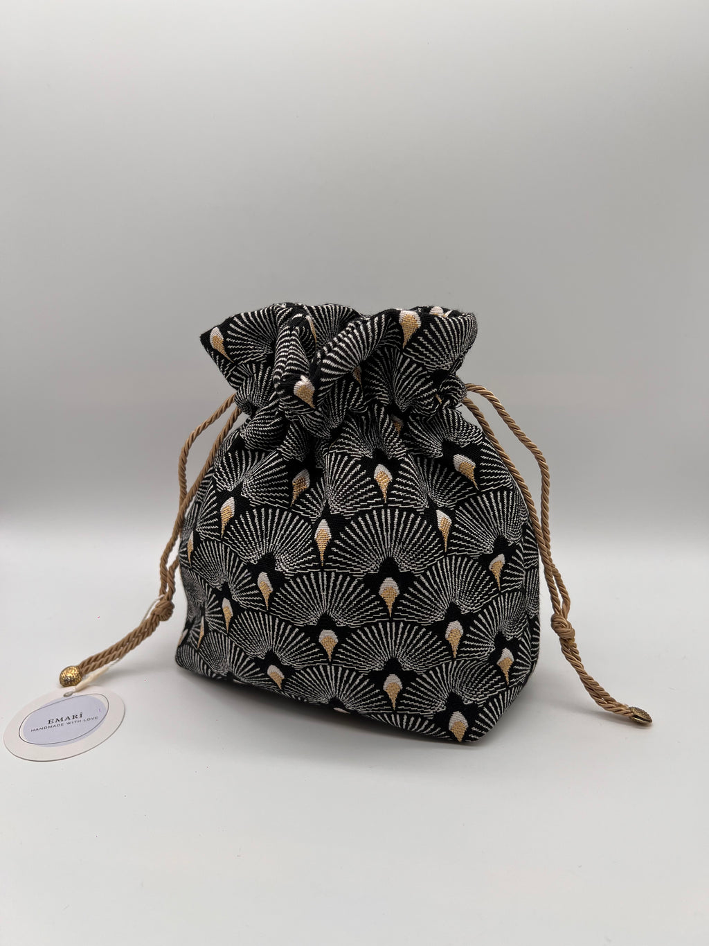 EVA | JACQUARD
