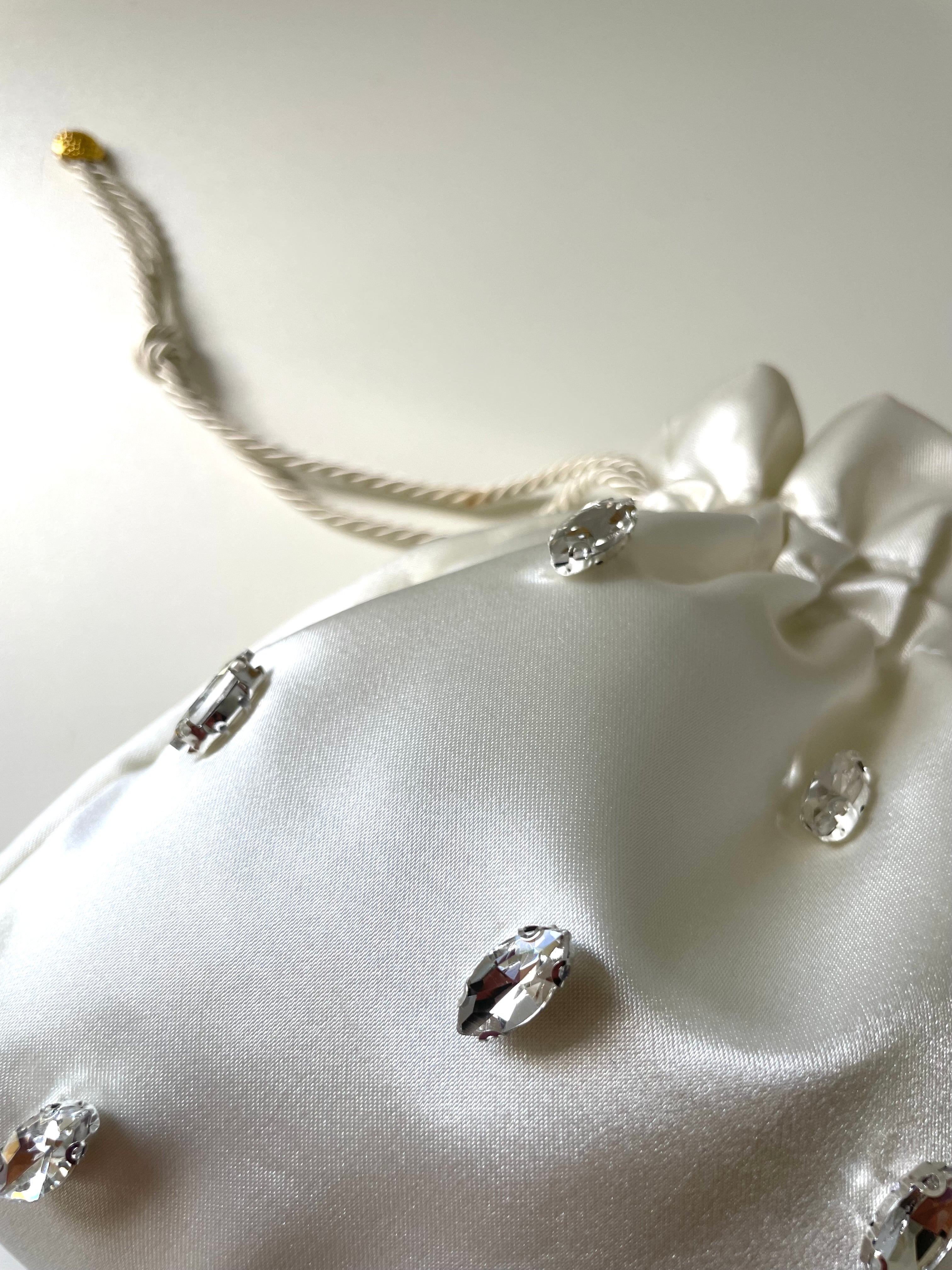 LUDOVICA Shiny Bead | OFF WHITE