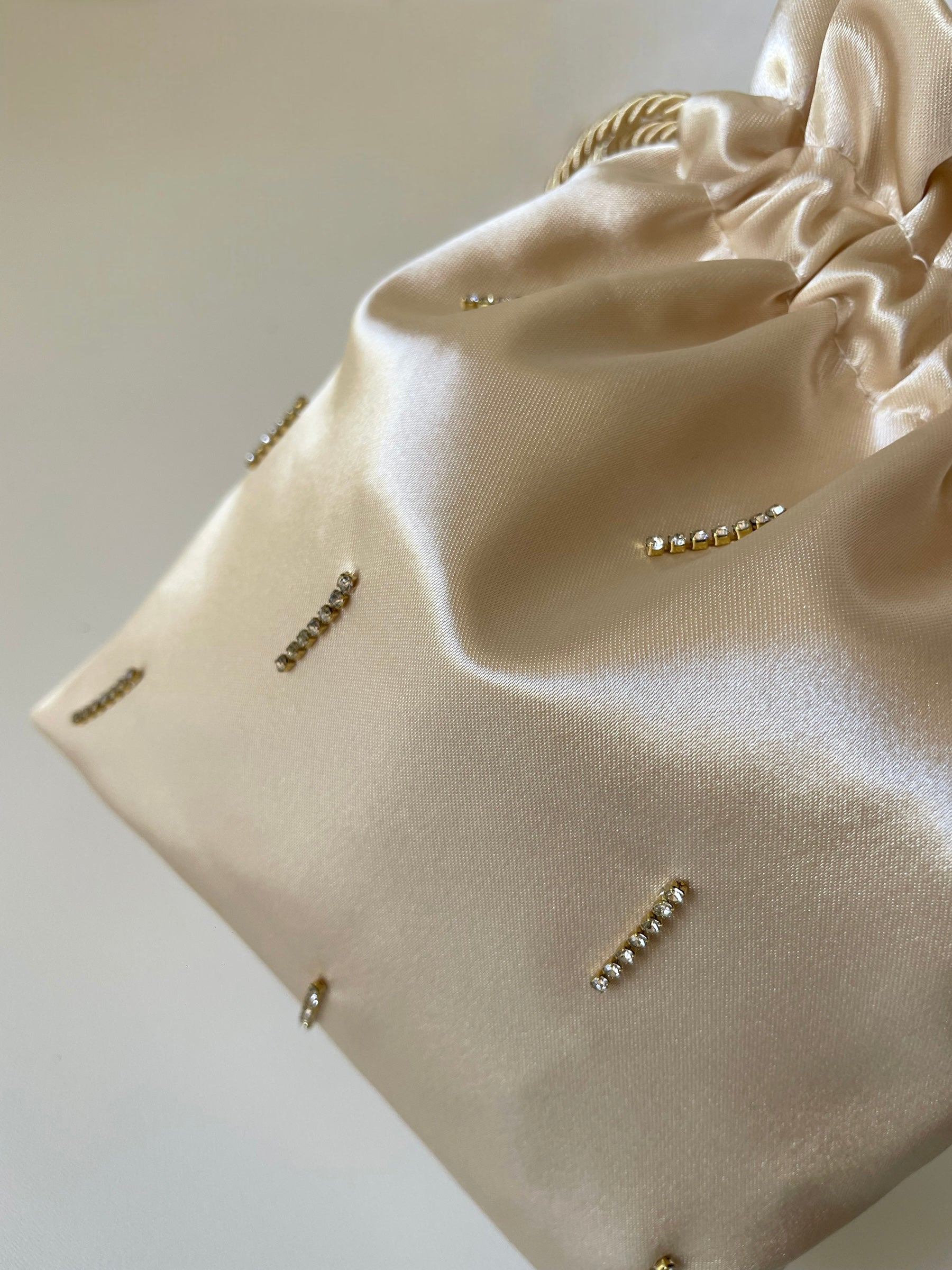 LUDOVICA Bright Rain | CHAMPAGNE