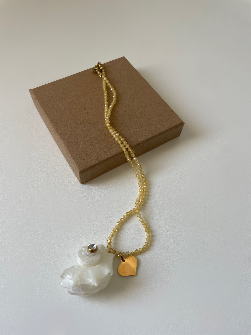 SEASHELL NECKLACE