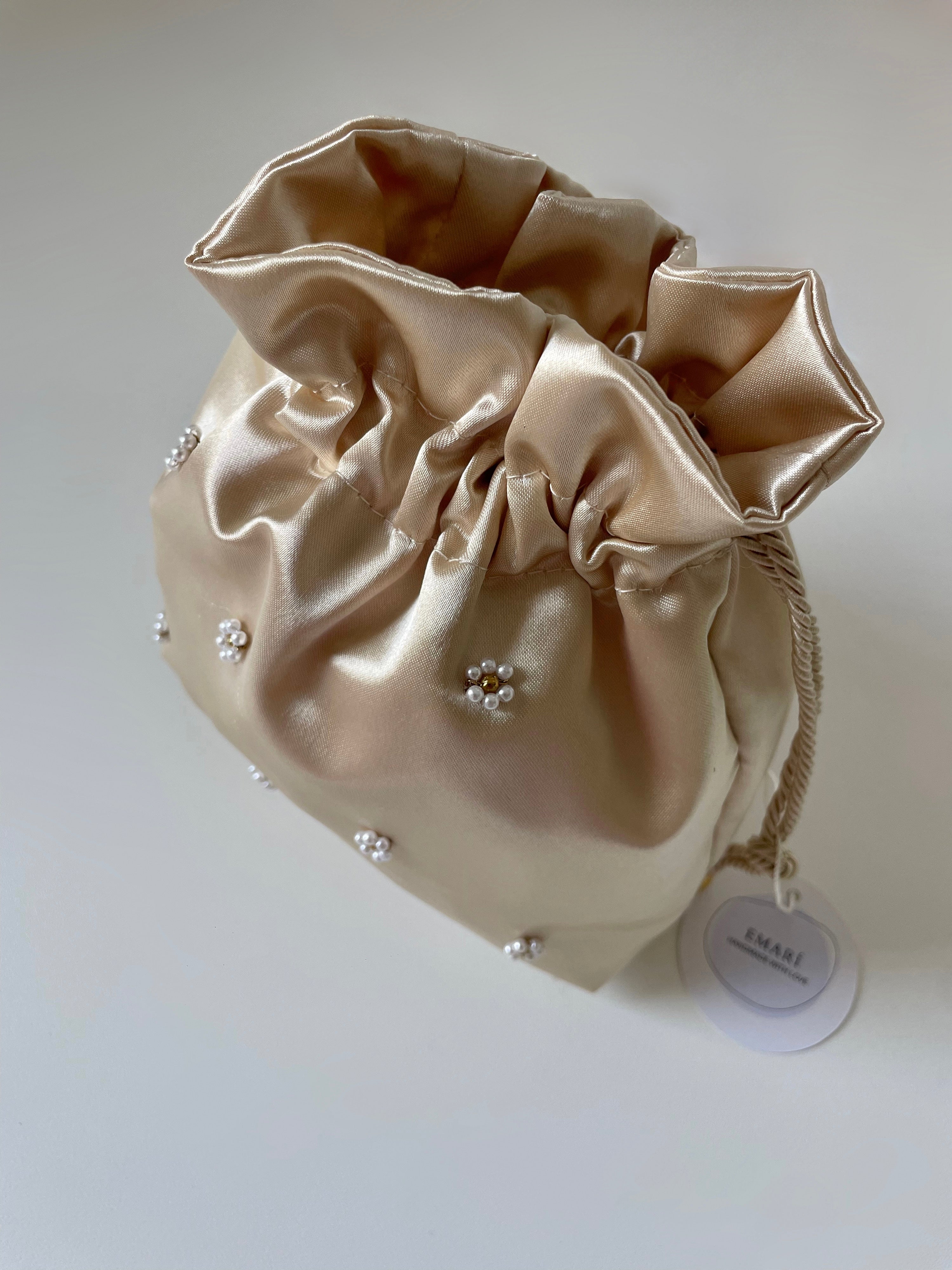 FLORA | CHAMPAGNE