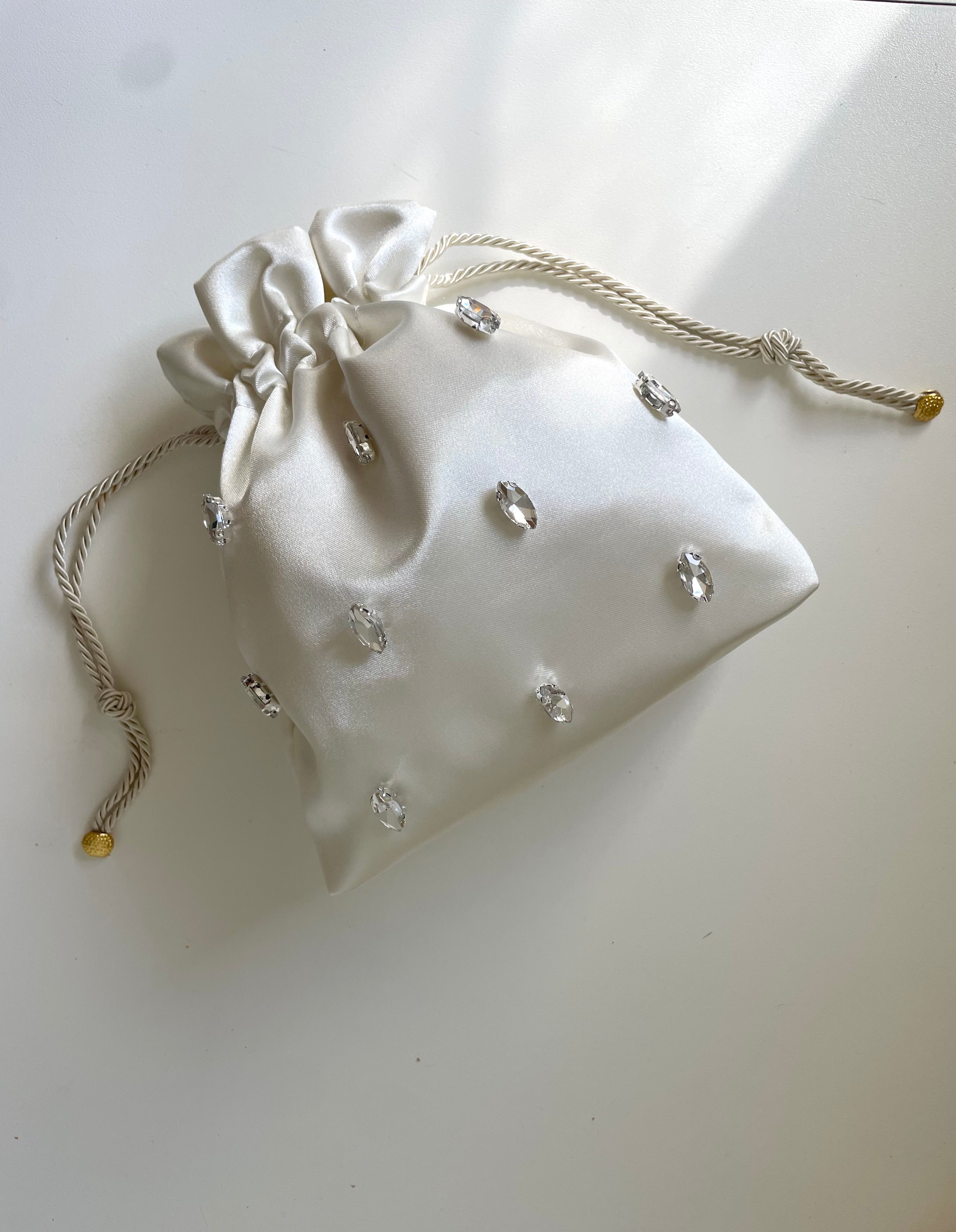 LUDOVICA Shiny Bead | OFF WHITE