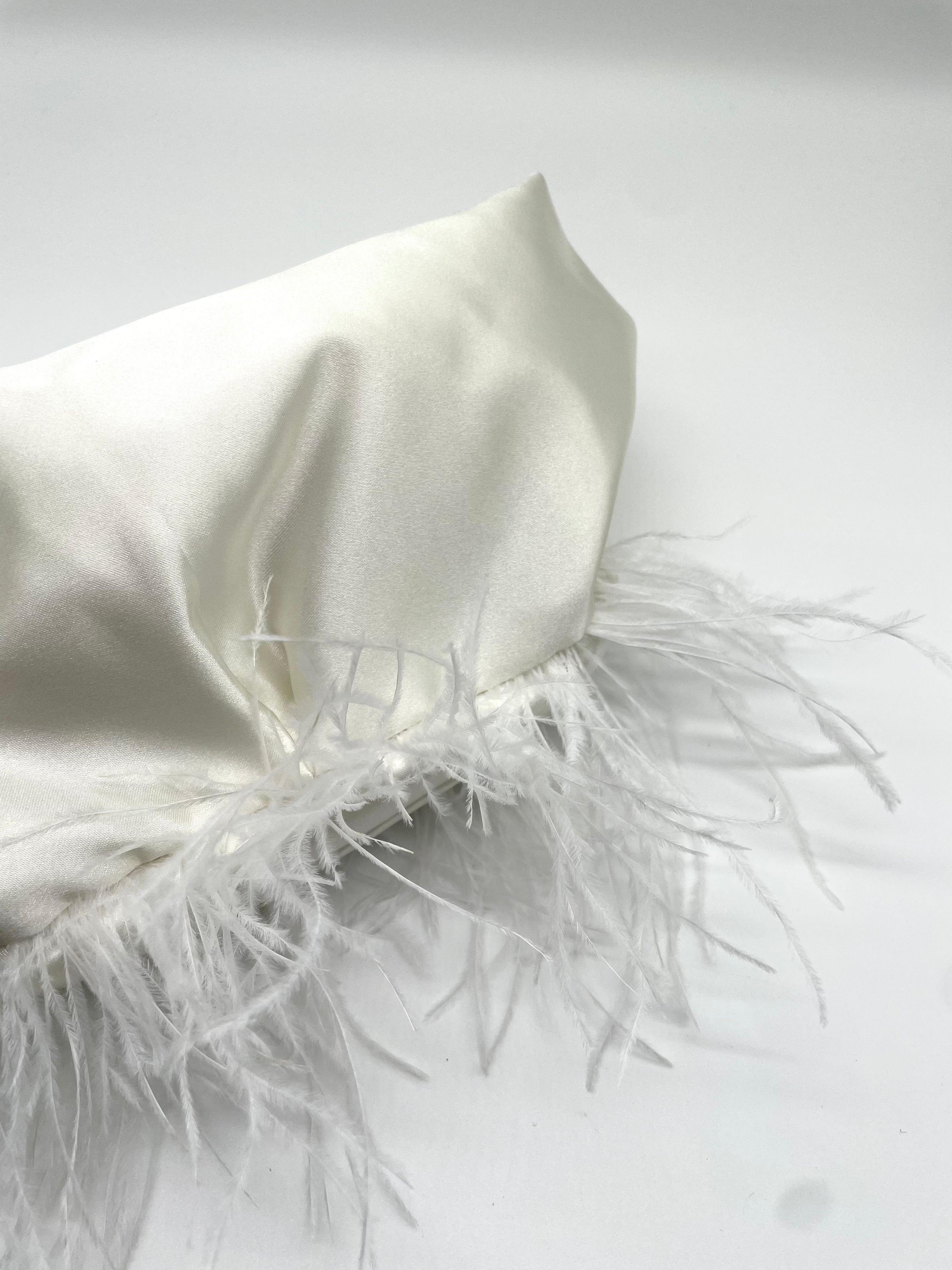 POCHETTE KISSLOCK | OFF WHITE