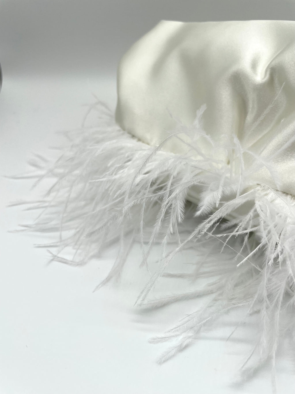 POCHETTE KISSLOCK | OFF WHITE