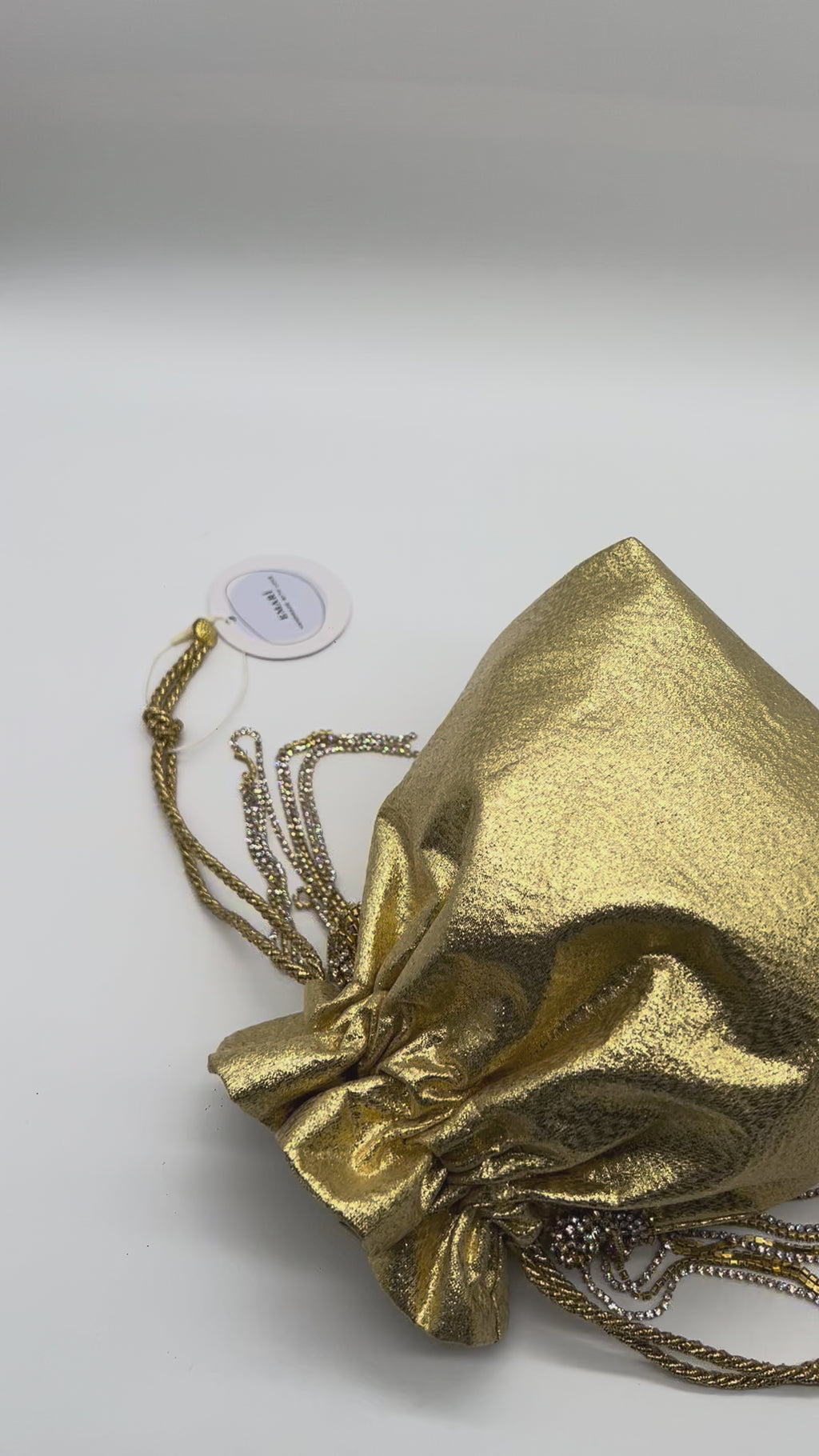 AURA | GOLD